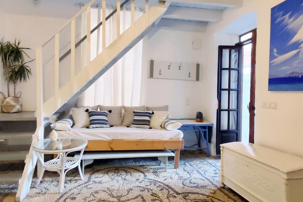 Town House With Rooftop Jacuzzi Rhodes City Exterior foto